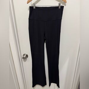 Lululemon Groove Nulu flared pants